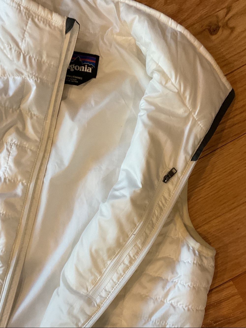 Patagonia Women's Nano Puff Lightweight Quilted Vest cream medium Gorpcore EUC - Picture 12 of 14